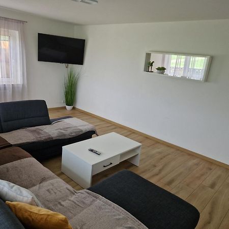 Geishoehe Landgasthof Rose Dammbach Стая снимка